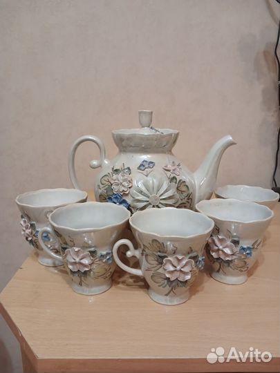 Чайный сервиз.Чайник, кружки