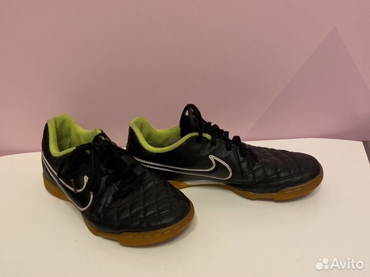Футзалки nike