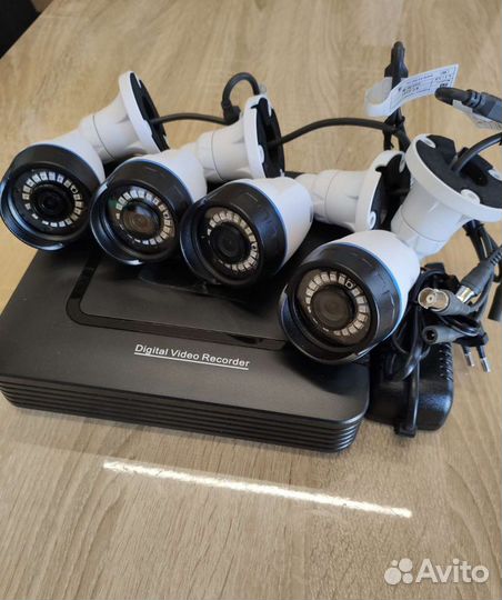 Комплект видеонаблюдения 4 камеры с жестким диском