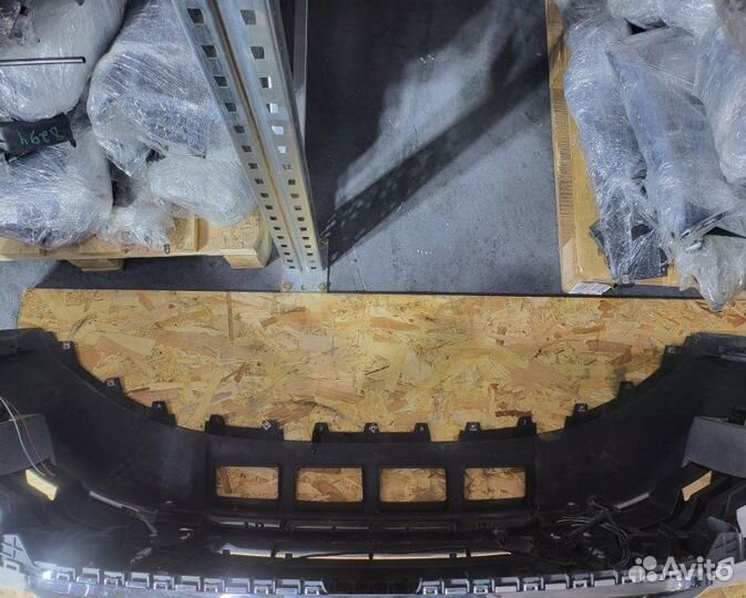 Бампер передний Audi Q5 I 8R cdnc 2012