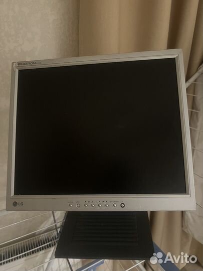 Монитор LG 17 flatron
