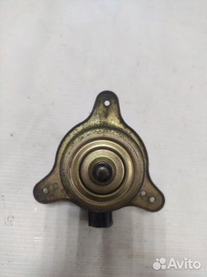 Мотор вентилятора охлаждения двс Nissan Almera N16