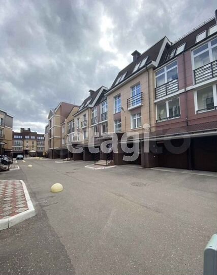 1-к. квартира, 49 м², 3/3 эт.