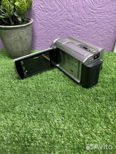 Видеокамера Sony DCR-SR88E