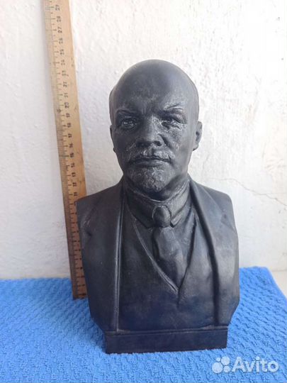 Бюст ленина скульптор Пекарев
