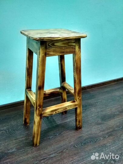 Барный табурет