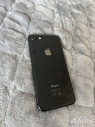 iPhone 8, 64 ГБ