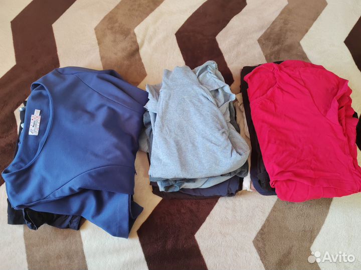 Большой пакет одежды для беременных и кормящих 46