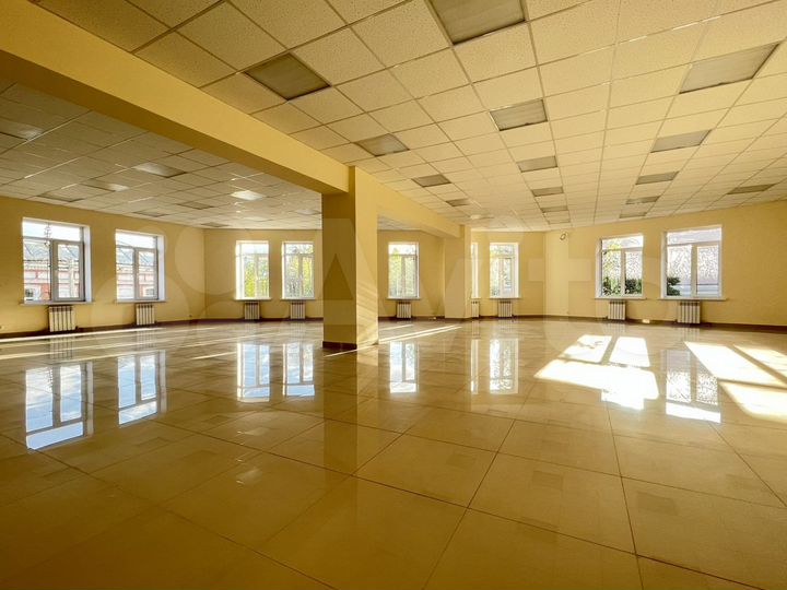 Свободного назначения, 850 м²