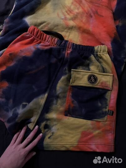 Спортивный костюм