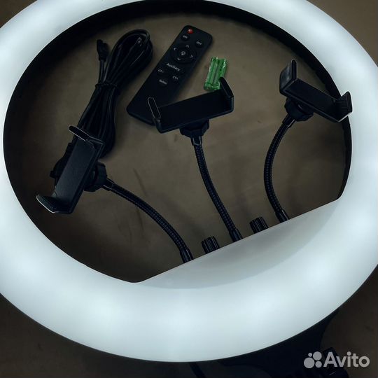 Кольцевая лампа 45см RL-18 со штативом