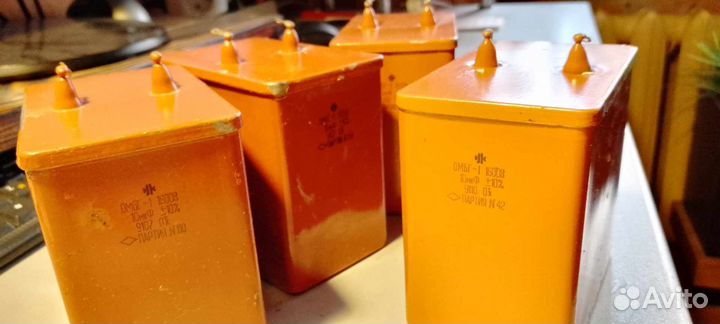 Конденсатор пусковой 10 Мкф 1600 В