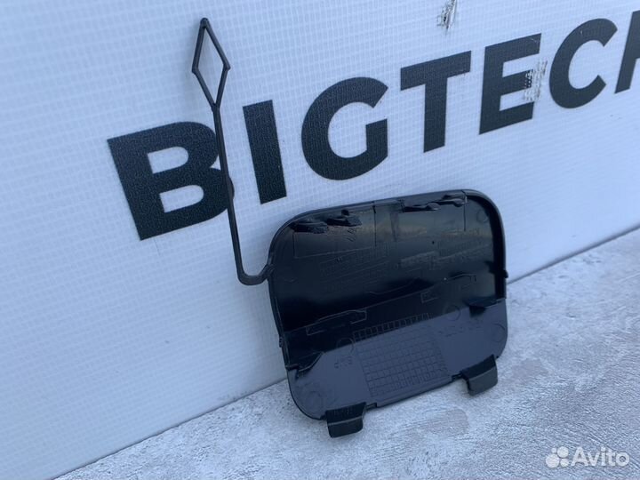 Заглушка буксировочного крюка Mercedes A1568859500