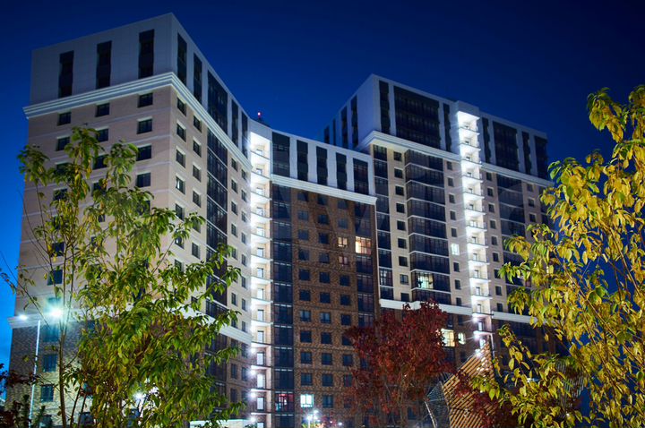 2-к. квартира, 65,4 м², 8/15 эт.