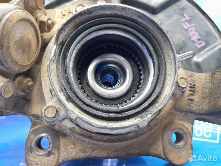 Ступица передняя левая Ssang Yong Kyron D100 D20DT