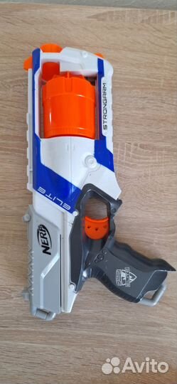 Nerf strongarm