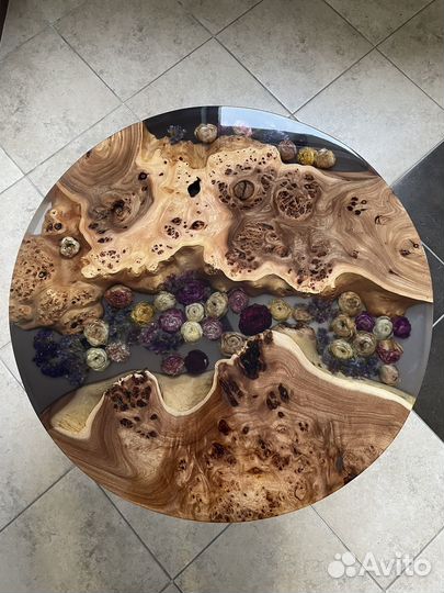 Журнальный столик из эпоксидной смолы