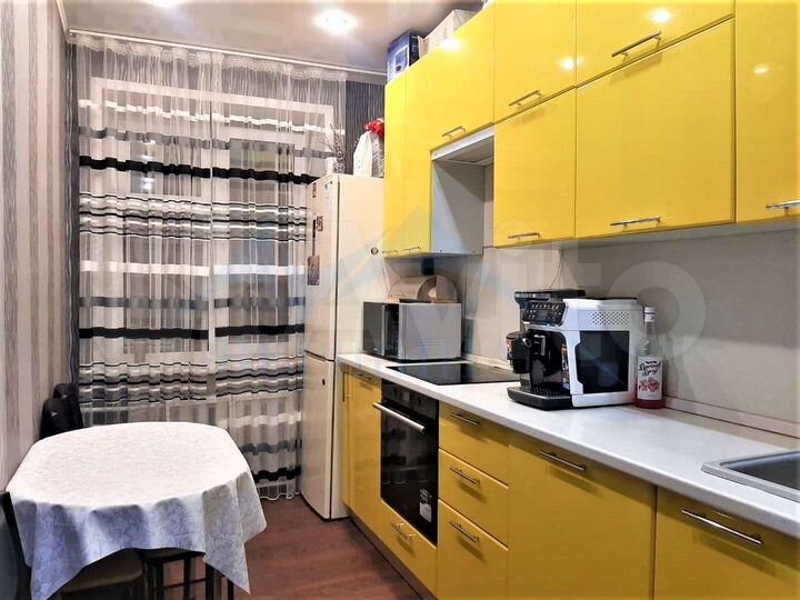 3-к. квартира, 79,4 м², 2/5 эт.