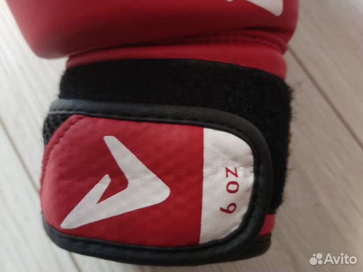 Боксерские перчатки детские 6 oz