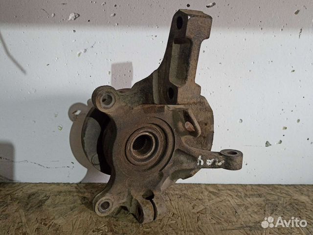 Кулак правый chevrolet lacetti