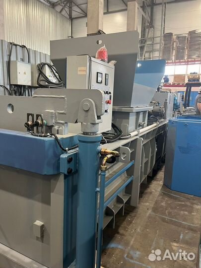 Горизонтальный пресс для пленки, пластика, картона