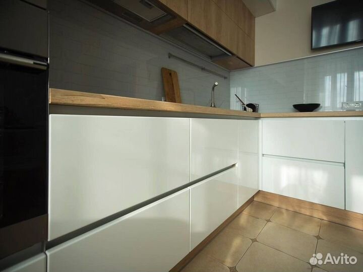 Кухня хайтек по вашим размерам