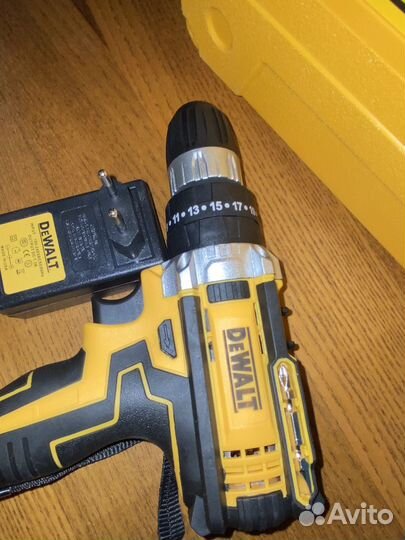 Аккумуляторные шуруповерты DeWalt 21V Makita 18V