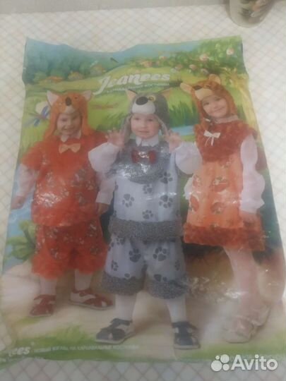 Новогодний костюм зайчика