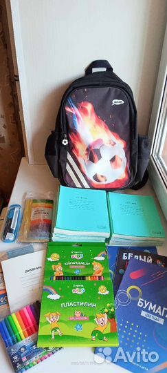 Рюкзак+ канцелярский набор