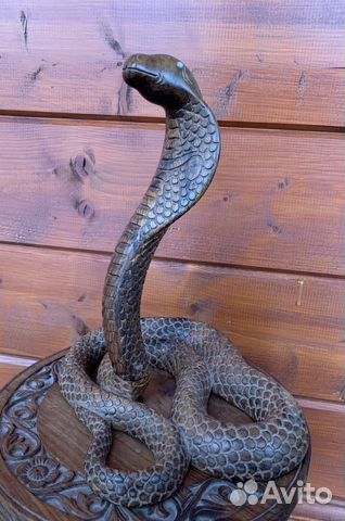 Статуэтка Кобра, красное дерево, Индия