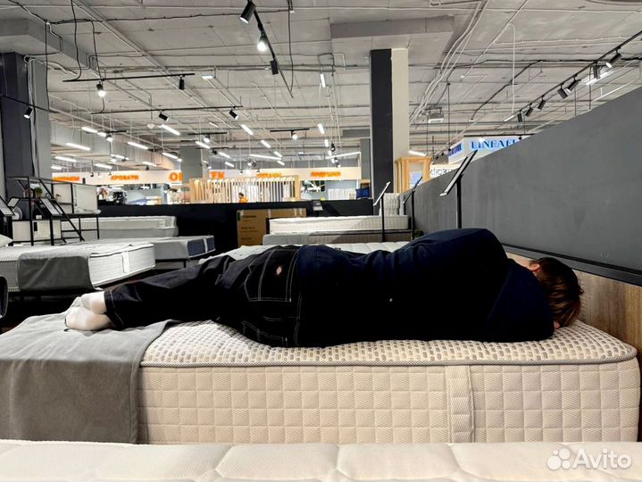 Матрас новый 140х200