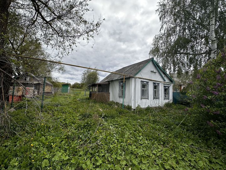 Дом 37 м² на участке 15,8 сот.