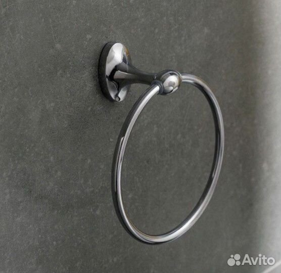 Полотенцедержатель