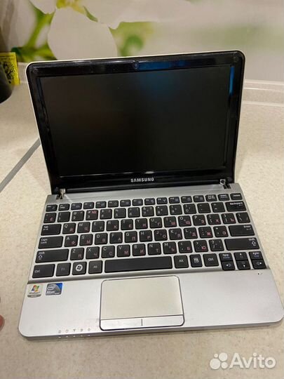 Нетбук Samsung nc210