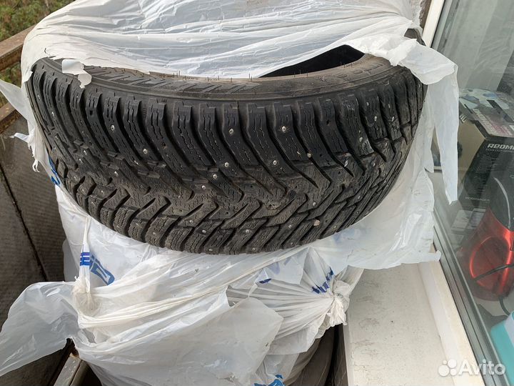 Nokian Tyres Hakkapeliitta 8 255/45 R19 104H