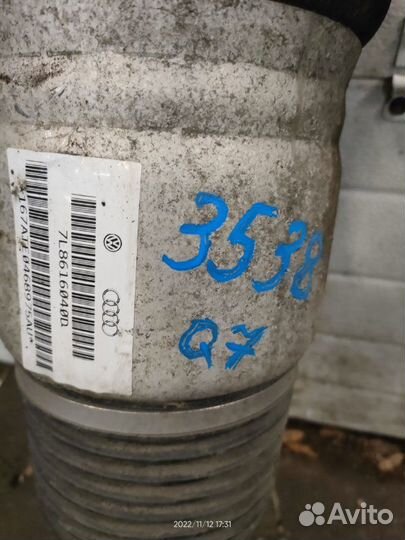 Пневмостойка передняя правая Audi Q7 4L 3.0 TDI