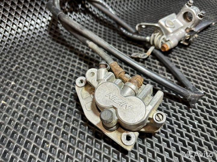 Передняя тормозная система Suzuki Djebel 250