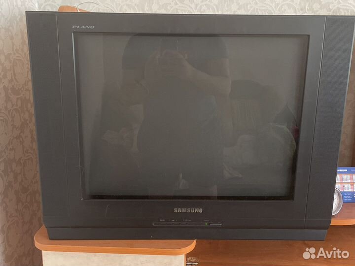 Телевизор samsung