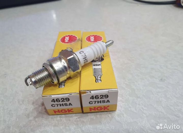 Свеча зажигания c7hsa