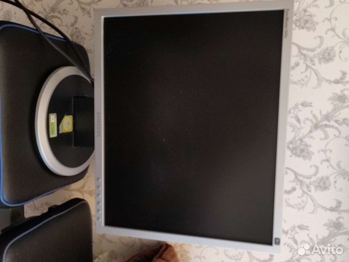 Монитор samsung