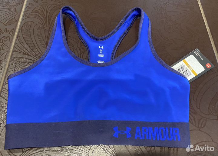 Спортивный топ under armour S 42-44