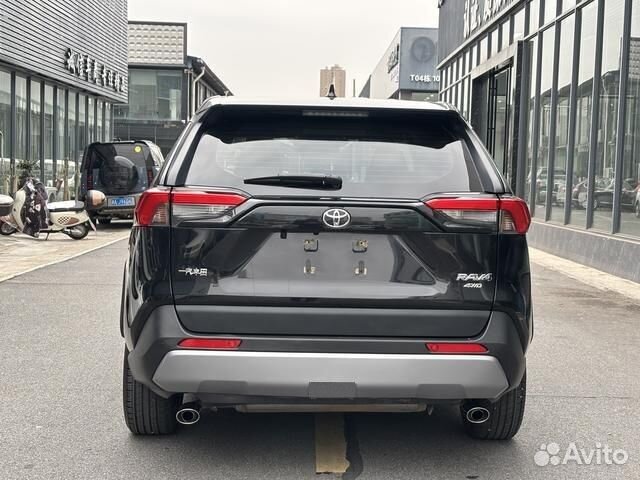 Toyota RAV4 2.0 CVT, 2021, 27 000 км
