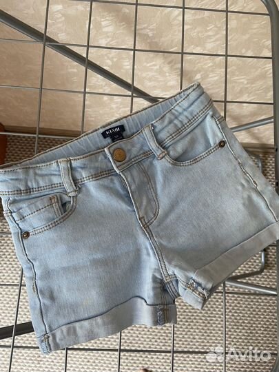 Джинсовые шорты