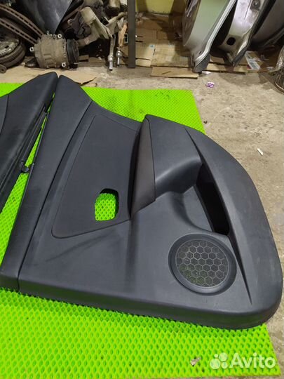 Обшивка двери задняя Renault Fluence