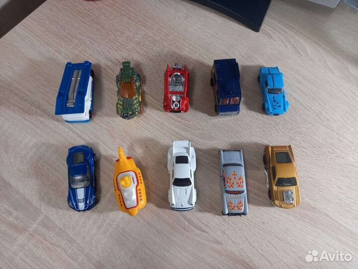 Hot wheels машинки