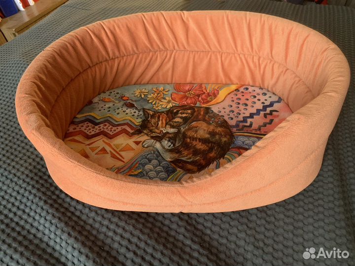 Лежанка для кошек