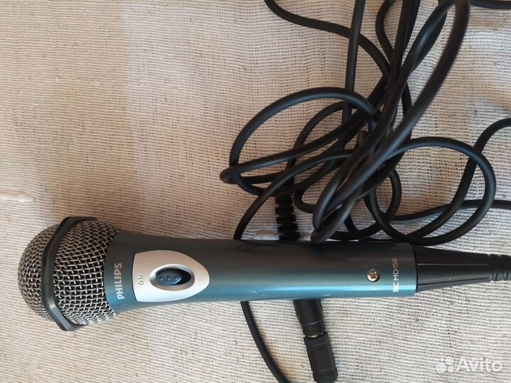 Микрофон беспроводной для караоке