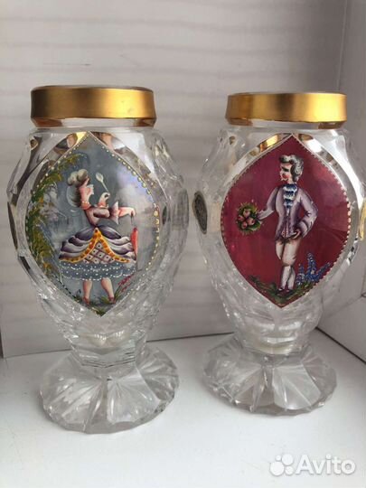 Шикарные старинные вазы из хрусталя
