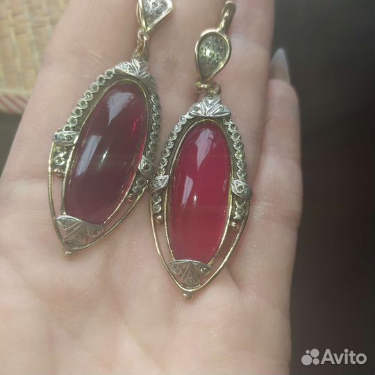 Золотые серьги