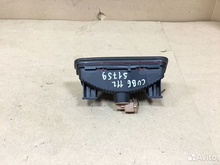 Стоп-сигнал дополнительный Nissan Cube 2